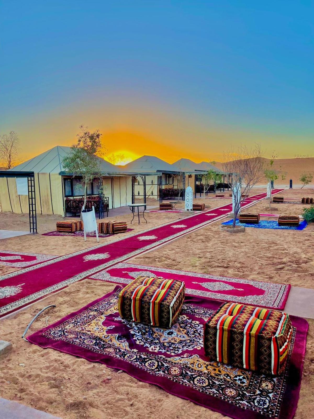 Toop Luxury Camp Hotel เมอร์ซูกา ภายนอก รูปภาพ