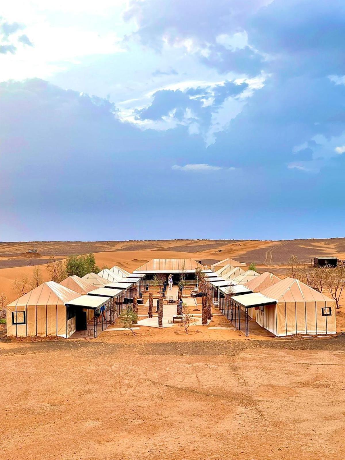 Toop Luxury Camp Hotel เมอร์ซูกา ภายนอก รูปภาพ