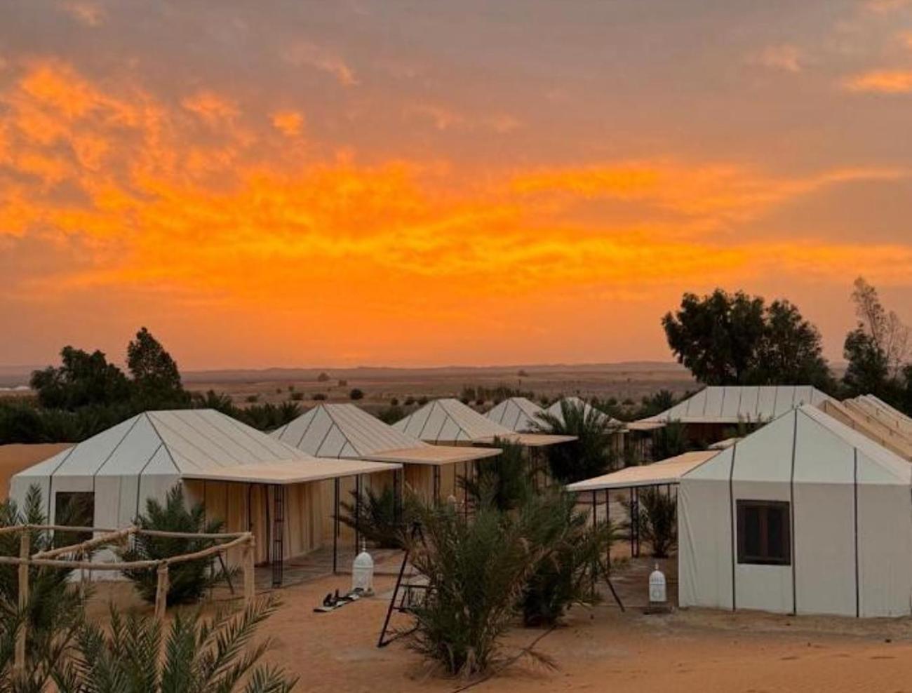 Toop Luxury Camp Hotel เมอร์ซูกา ภายนอก รูปภาพ